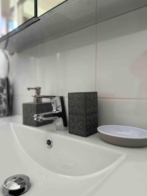 “Apartamento Moderno Y Acogedor Madrid Extérieur photo